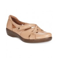 Clarks Collection Women's Evianna Peal Flats Women's Shoes