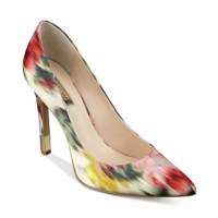 Guess Babbitta Pointed-Toe Floral-Print Pumps Women's Shoes